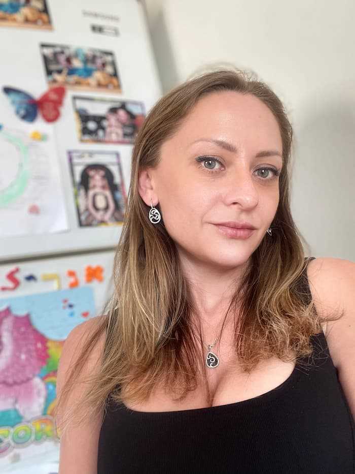 מטפל/ת בכוסות רוח - טלי חייט מטפלת מוסמכת Manual Therapia 